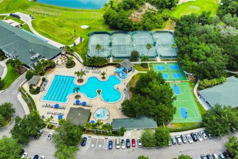 Townhouse in Tampa, Florida 3 bedrooms, 192.4 sq.m. № 2236201 - photo 23