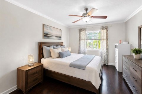 Townhouse in Tampa, Florida 3 bedrooms, 192.4 sq.m. № 2236201 - photo 18