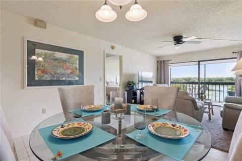 Condominio en venta en Altamonte Springs, Florida, 2 dormitorios, 93 m2 № 2232527 - foto 13