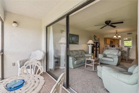 Condominio en venta en Altamonte Springs, Florida, 2 dormitorios, 93 m2 № 2232527 - foto 25
