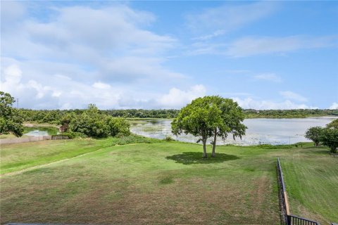 Condominio en venta en Altamonte Springs, Florida, 2 dormitorios, 93 m2 № 2232527 - foto 30