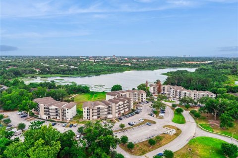 Condominio en venta en Altamonte Springs, Florida, 2 dormitorios, 93 m2 № 2232527 - foto 2