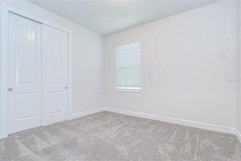 House in Zephyrhills, Florida 4 bedrooms, 169.83 sq.m. № 1757594 - photo 20