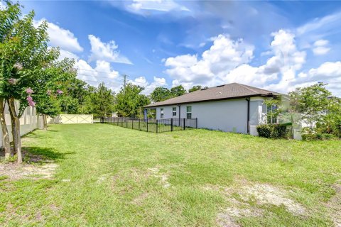 House in Zephyrhills, Florida 4 bedrooms, 169.83 sq.m. № 1757594 - photo 2