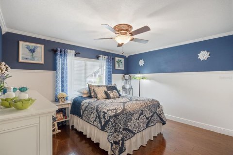 House in Tampa, Florida 3 bedrooms, 175.4 sq.m. № 1615188 - photo 10