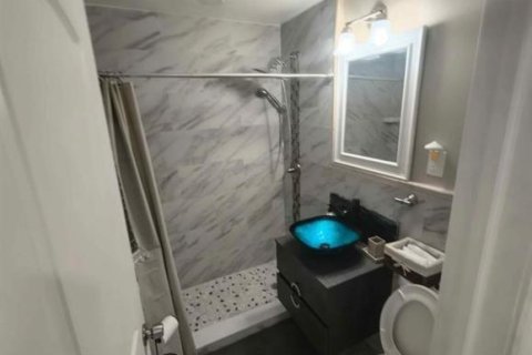 Casa en alquiler en Hollywood, Florida, 2 dormitorios, 70.88 m2 № 2193303 - foto 7