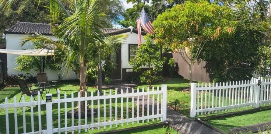 Casa en Hollywood, Florida 2 dormitorios, 70.88 m2 № 2193303