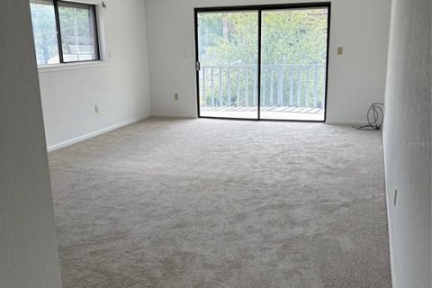Condo in DeLand, Florida, 2 bedrooms  № 1648933 - photo 10