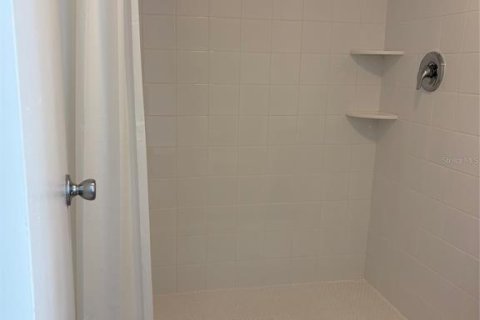 Condo in DeLand, Florida, 2 bedrooms  № 1648933 - photo 22