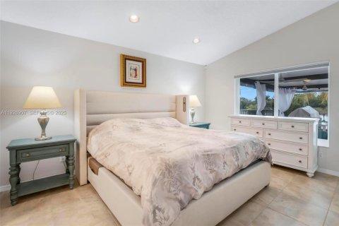 Купить виллу или дом в Пемброк-Пайнс, Флорида 3 спальни, 157м2, № 1990509 - фото 21