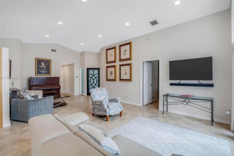 Купить виллу или дом в Пемброк-Пайнс, Флорида 3 спальни, 157м2, № 1990509 - фото 11