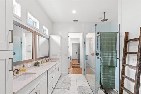 House in Orlando, Florida 4 bedrooms, 316.7 sq.m. № 1517521 - photo 30
