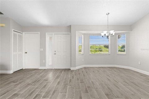 Casa en venta en Port Charlotte, Florida, 3 dormitorios, 139.17 m2 № 1744101 - foto 17