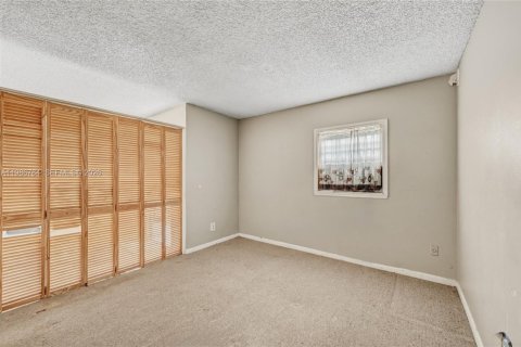 Купить виллу или дом в Майами, Флорида 4 спальни, 107.95м2, № 2044834 - фото 9