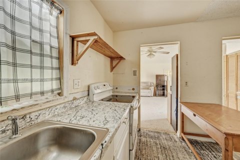 Купить виллу или дом в Майами, Флорида 4 спальни, 107.95м2, № 2044834 - фото 7