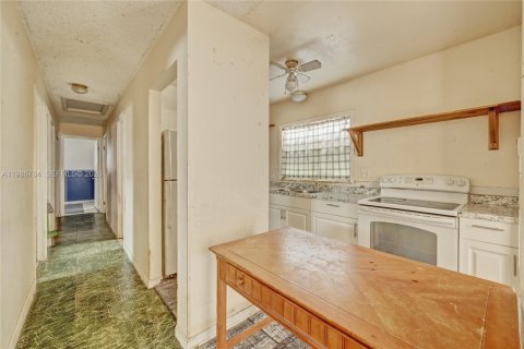 Купить виллу или дом в Майами, Флорида 4 спальни, 107.95м2, № 2044834 - фото 6