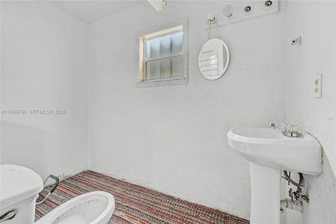 Купить виллу или дом в Майами, Флорида 4 спальни, 107.95м2, № 2044834 - фото 22