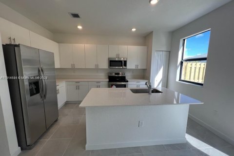 Adosado en venta en Homestead, Florida, 3 dormitorios, 168.8 m2 № 1859918 - foto 6