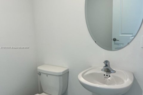 Adosado en venta en Homestead, Florida, 3 dormitorios, 168.8 m2 № 1859918 - foto 12