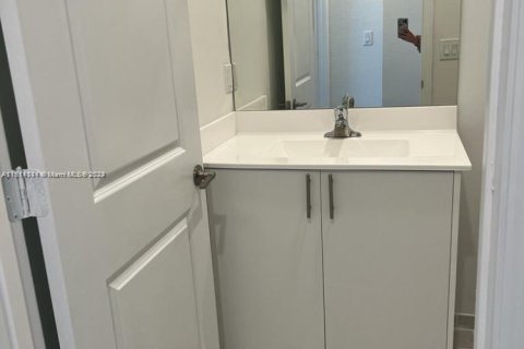 Adosado en venta en Homestead, Florida, 3 dormitorios, 168.8 m2 № 1859918 - foto 24