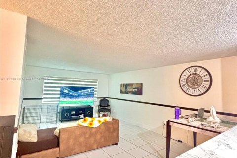 Condo in Homestead, Florida, 2 bedrooms  № 1868785 - photo 21