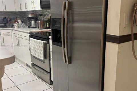 Condo in Homestead, Florida, 2 bedrooms  № 1868785 - photo 4