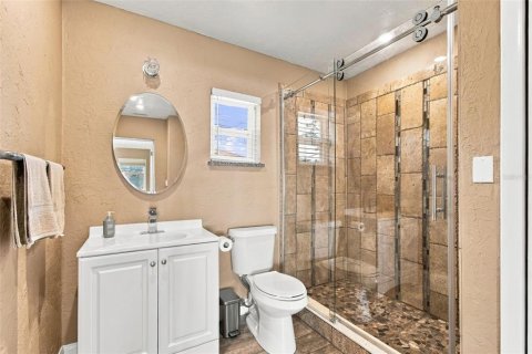 House in Saint Petersburg, Florida 2 bedrooms, 128.95 sq.m. № 2419261 - photo 15