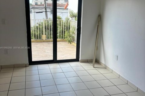 Apartment in Miami, Florida 1 bedroom, 63.17 sq.m. № 2067621 - photo 9