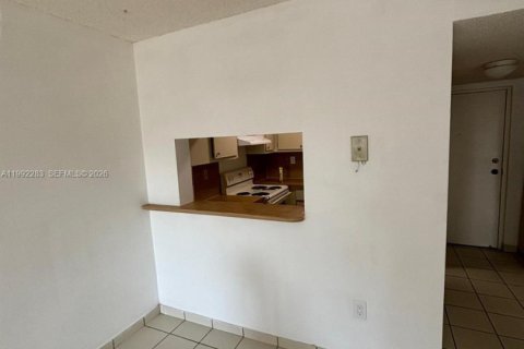 Apartment in Miami, Florida 1 bedroom, 63.17 sq.m. № 2067621 - photo 8