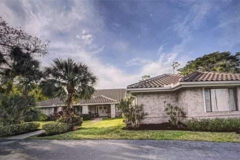 Casa en venta en Coral Springs, Florida, 4 dormitorios, 311.97 m2 № 1878835 - foto 21
