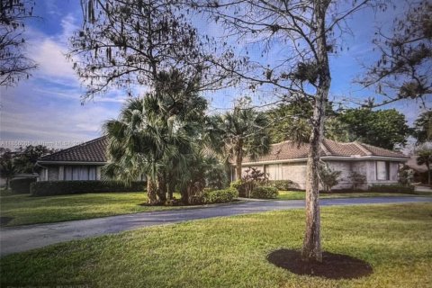 Casa en venta en Coral Springs, Florida, 4 dormitorios, 311.97 m2 № 1878835 - foto 18
