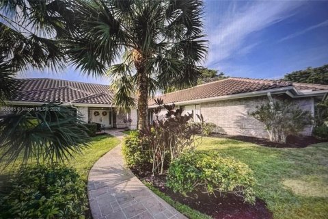 Casa en venta en Coral Springs, Florida, 4 dormitorios, 311.97 m2 № 1878835 - foto 13