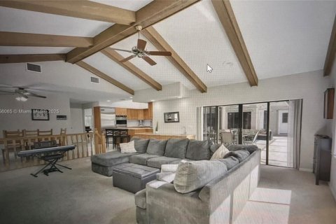 Casa en venta en Coral Springs, Florida, 4 dormitorios, 311.97 m2 № 1878835 - foto 30