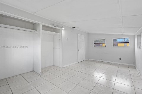 Villa ou maison à vendre à Miami Gardens, Floride: 3 chambres, 120.77 m2 № 2065278 - photo 6