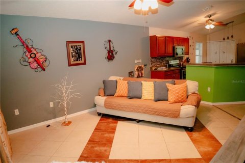 House in Kissimmee, Florida 3 bedrooms, 151.62 sq.m. № 1580124 - photo 12