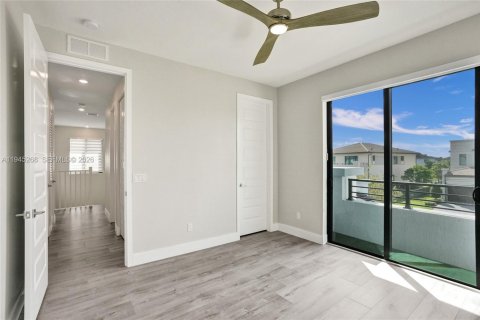 Casa en venta en Parkland, Florida, 5 dormitorios, 314.38 m2 № 2002248 - foto 9