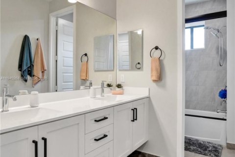 Casa en venta en Parkland, Florida, 5 dormitorios, 314.38 m2 № 2002248 - foto 11