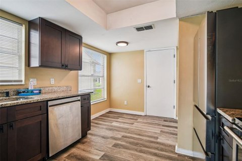 House in Tampa, Florida 3 bedrooms, 115.57 sq.m. № 1866333 - photo 21