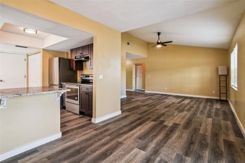 House in Tampa, Florida 3 bedrooms, 115.57 sq.m. № 1866333 - photo 19