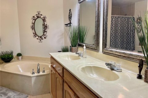 Copropriété à louer à Orlando, Floride: 2 chambres, 110.74 m2 № 2397032 - photo 10