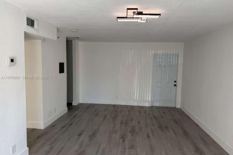 Appartement à louer à Plantation, Floride: 1 chambre, 59.18 m2 № 2046435 - photo 2