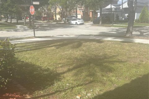 Casa en venta en Weston, Florida, 4 dormitorios, 198.44 m2 № 2010740 - foto 4