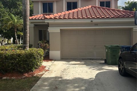 Casa en Weston, Florida 4 dormitorios, 198.44 m2 № 2010740