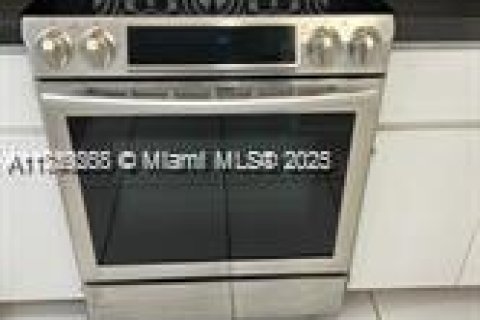 Купить кондоминиум в Майами-Бич, Флорида 1 спальня, 93.46м2, № 1985603 - фото 5