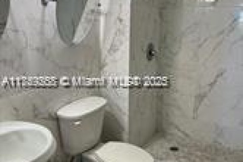 Купить кондоминиум в Майами-Бич, Флорида 1 спальня, 93.46м2, № 1985603 - фото 12