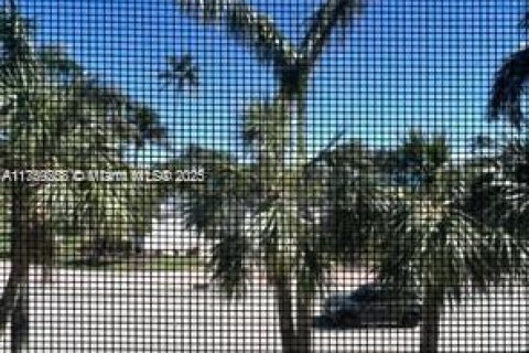 Купить кондоминиум в Майами-Бич, Флорида 1 спальня, 93.46м2, № 1985603 - фото 26