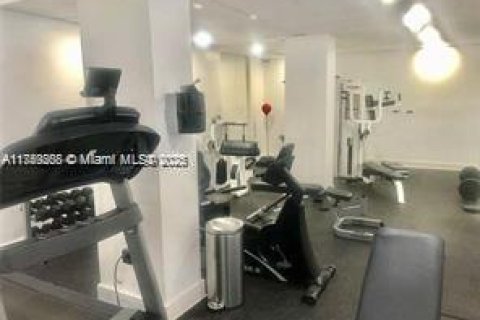 Купить кондоминиум в Майами-Бич, Флорида 1 спальня, 93.46м2, № 1985603 - фото 10