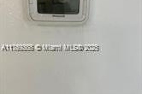 Купить кондоминиум в Майами-Бич, Флорида 1 спальня, 93.46м2, № 1985603 - фото 6