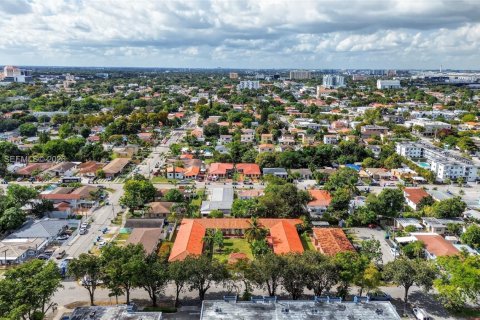 Appartement à louer à Miami, Floride: 1 chambre, 57.6 m2 № 2001157 - photo 2