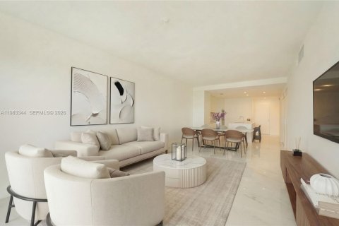 Снять в аренду кондоминиум в Майами, Флорида 2 спальни, 121.33м2, № 2058584 - фото 11